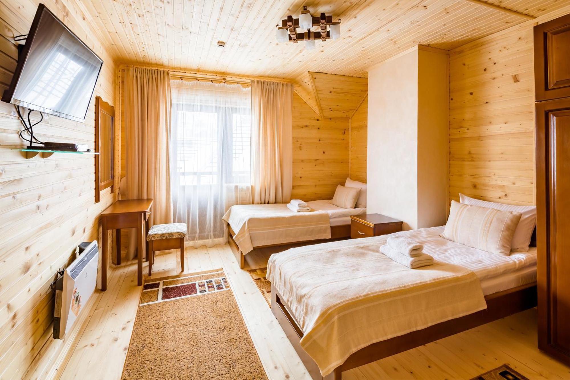 Family Hotel Kaskad Bukovel Bilik gambar