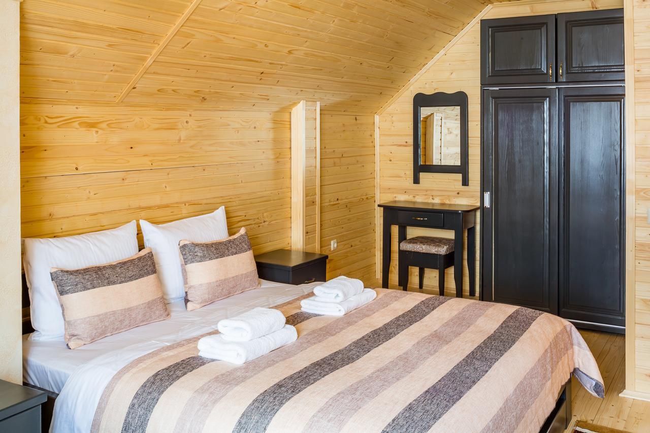 Family Hotel Kaskad Bukovel Luaran gambar