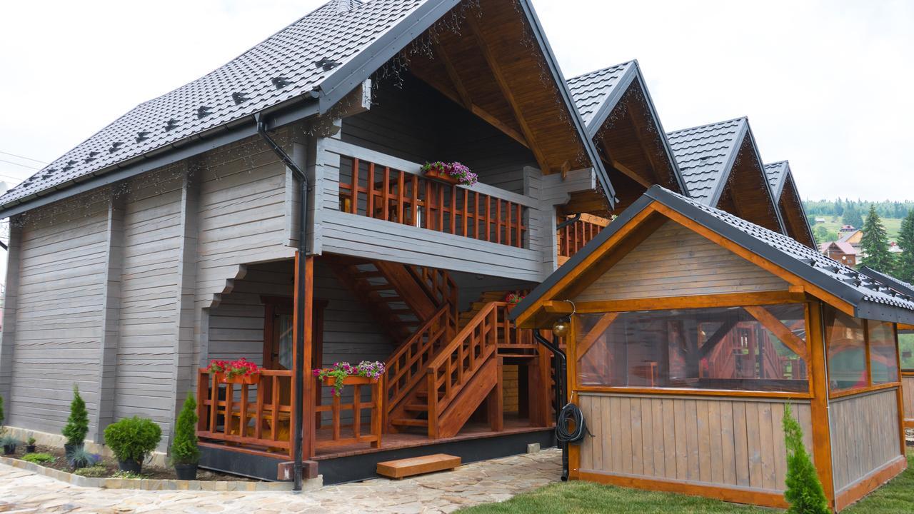Family Hotel Kaskad Bukovel Luaran gambar